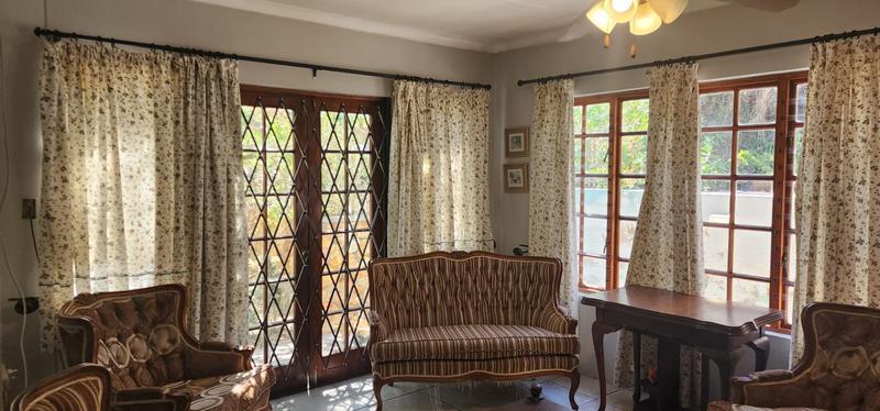 5 Bedroom Property for Sale in Albertinia Western Cape